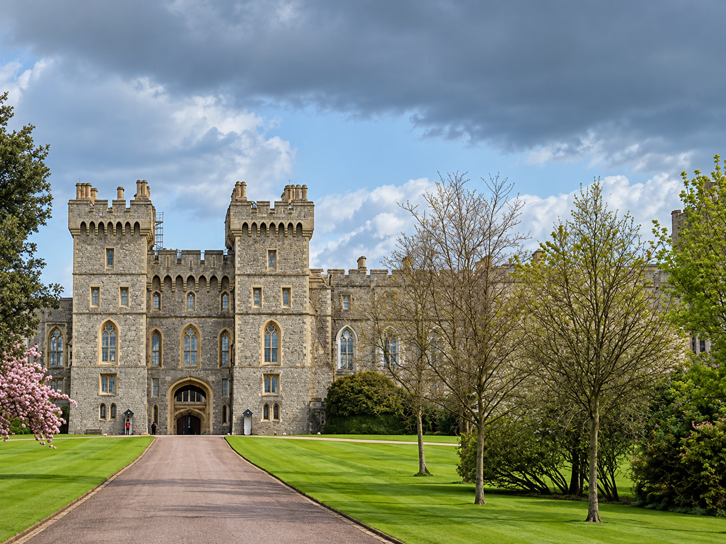 Windsor Castle, Stonehenge , Roman Bath