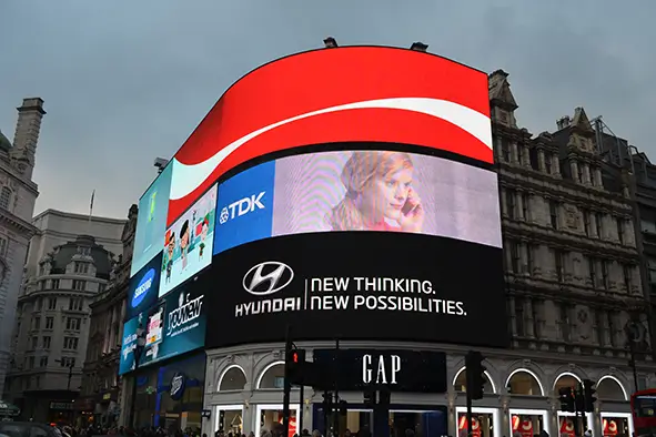 Piccadilly Circus Tour4