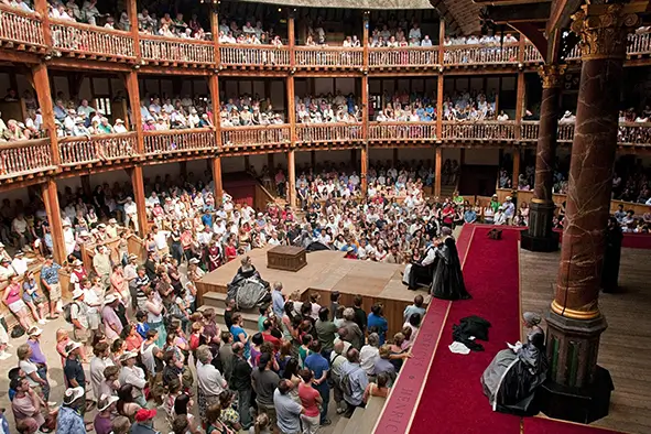 Shakespeare-Globe3-2.webp