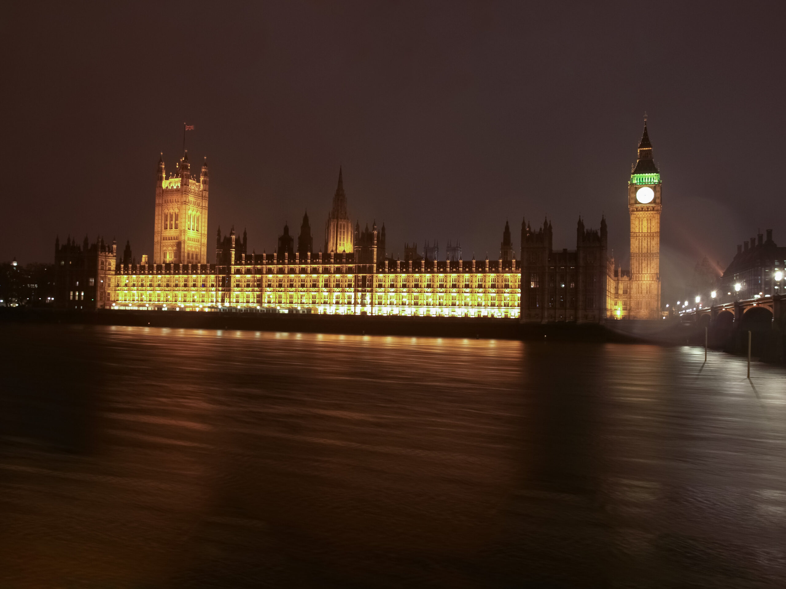 London by Night - Image 13
